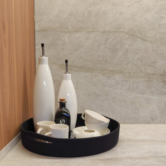 Tablett Schwarzes Seil